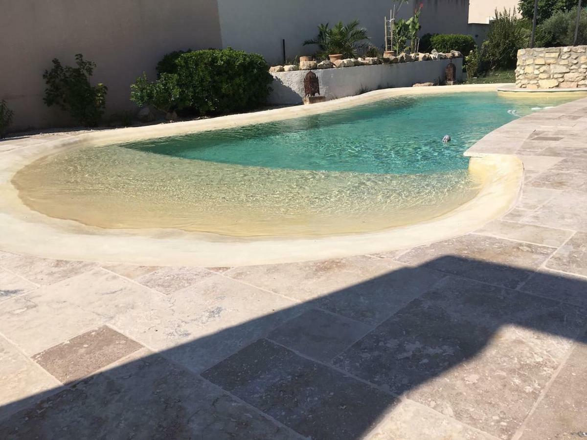 Coquet 2 Pieces Au Calme Avec Piscine Villa Fontvieille Exteriör bild